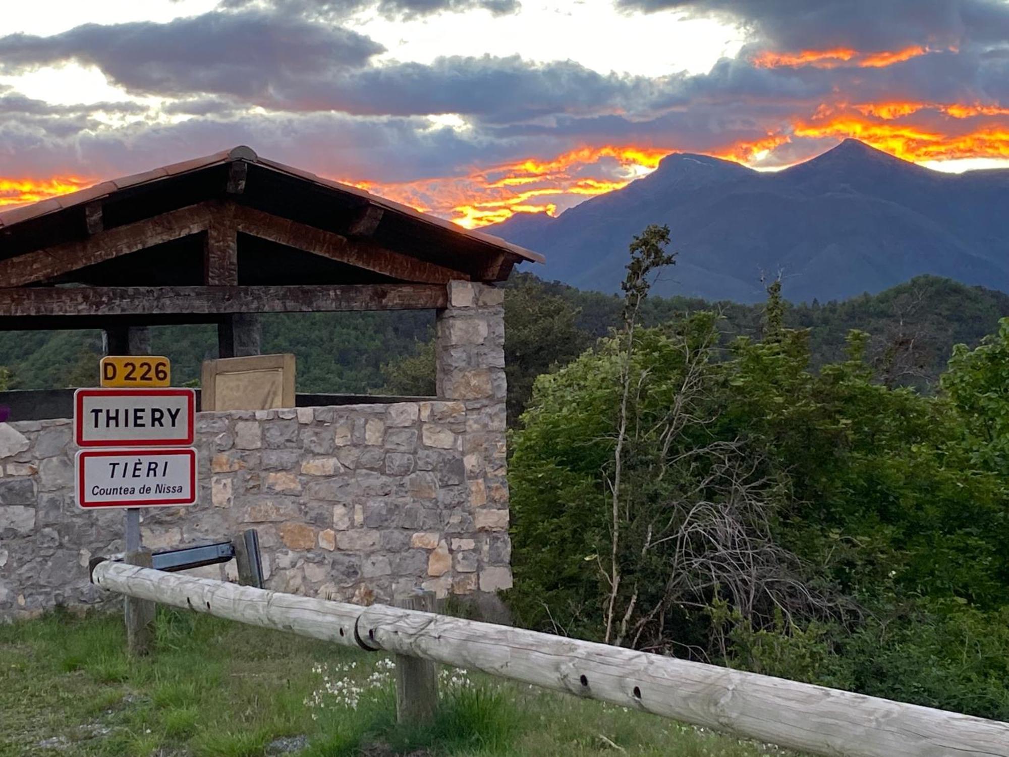 Auberge De Thiery Dış mekan fotoğraf